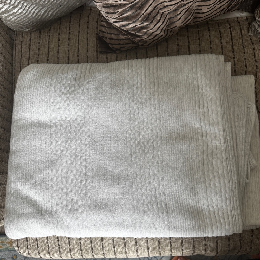 West Elm Best Seller Cotton Cloud Jersey Duvet
Cover & Shams Light Heather Gray